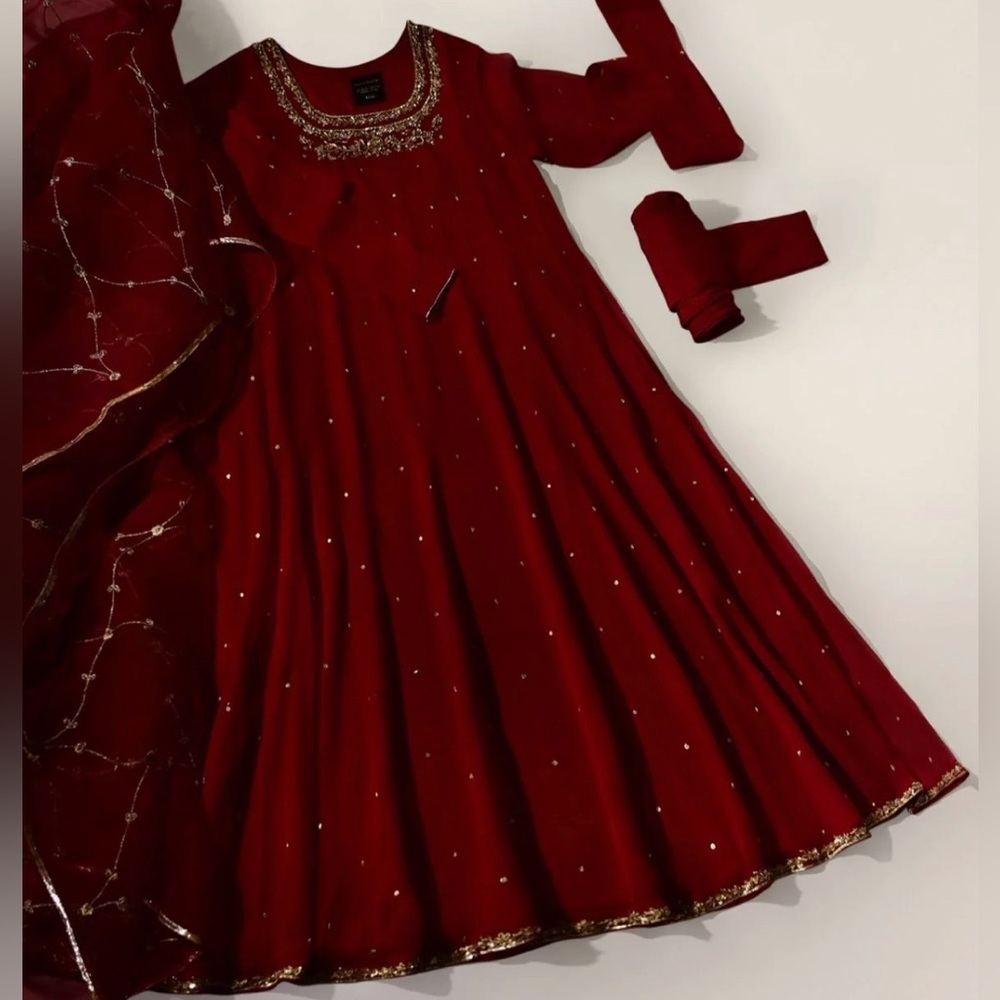 Elegant Red Maxi Dress